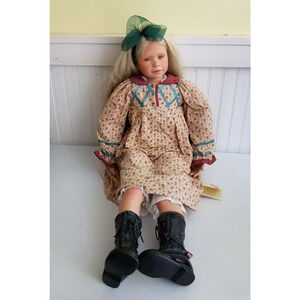 Limited Edition Victorian Prairie Pamela Erff Doll 1999 Numbered 234/1000 28 In